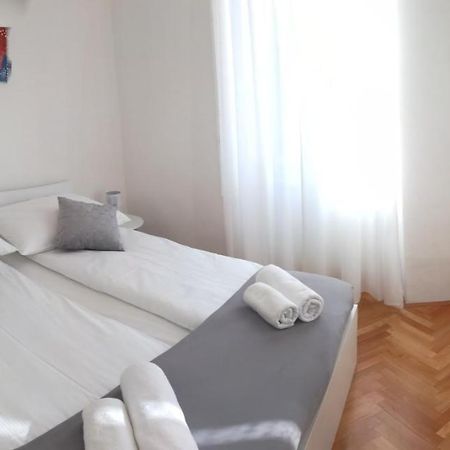 Apartments B&M Sezana Ngoại thất bức ảnh