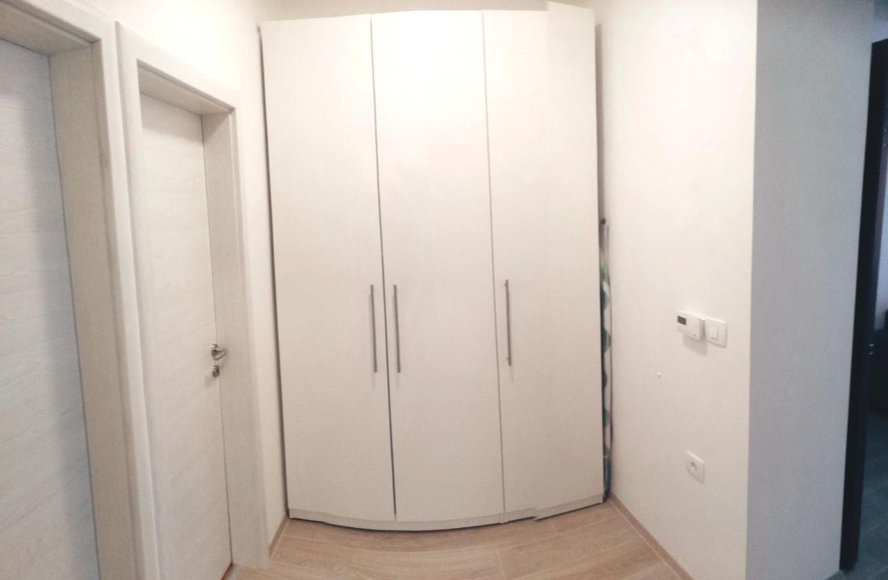 Apartments B&M Sezana Ngoại thất bức ảnh