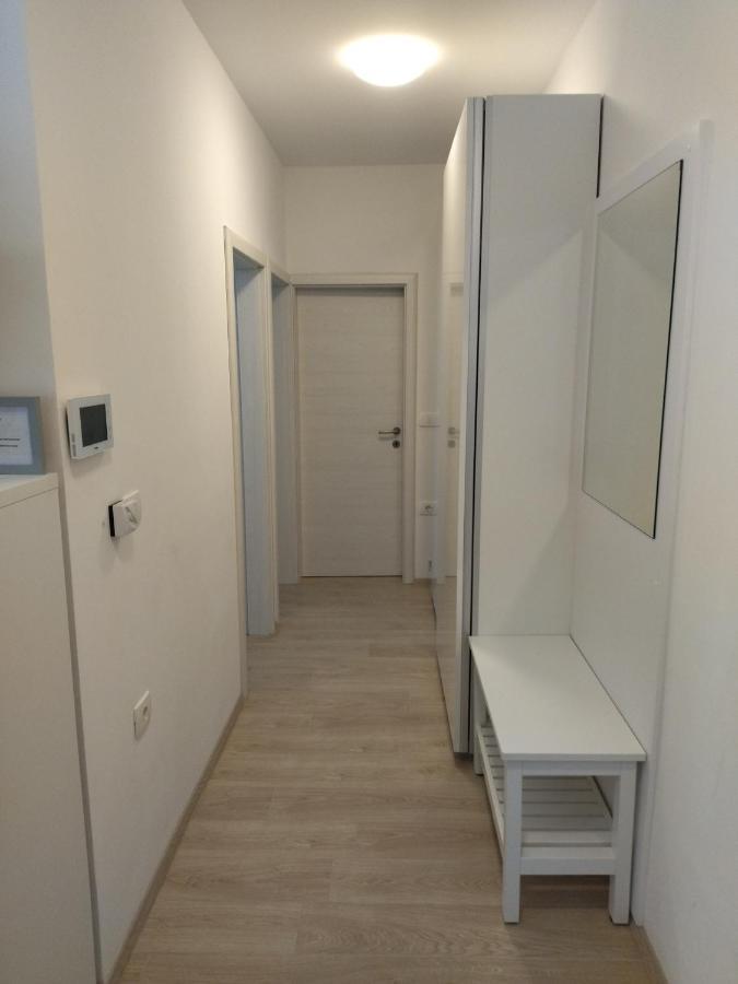 Apartments B&M Sezana Ngoại thất bức ảnh